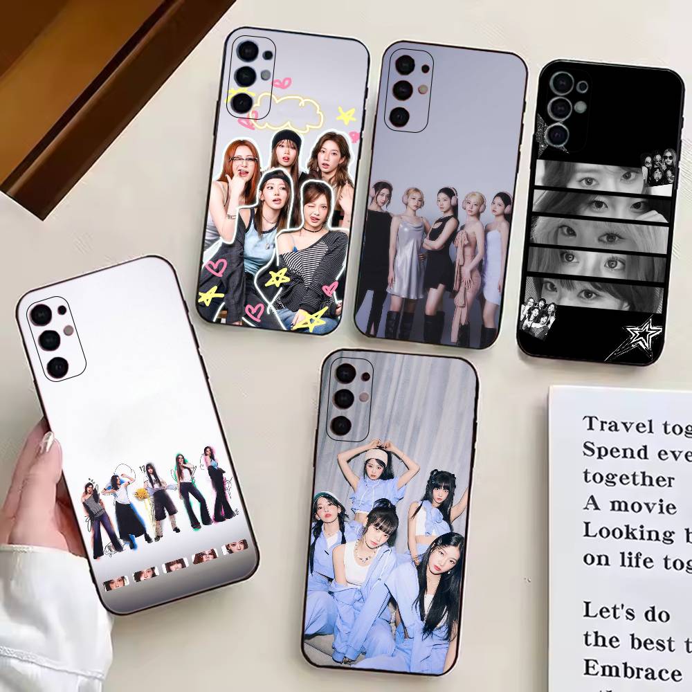 Phone Cases Vogue - Vogue L-LE S-SSERAFIM Artistic Phone Case