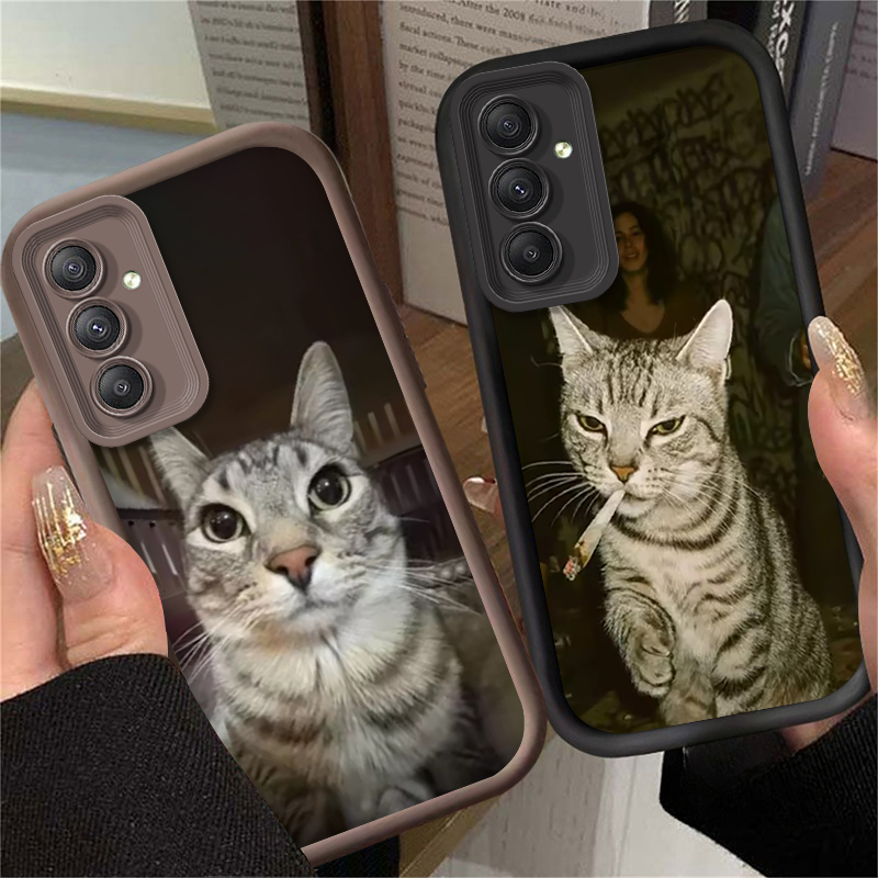Trendy Cat Smoking Phone Case  - Phone Cases Trendy recension och pris